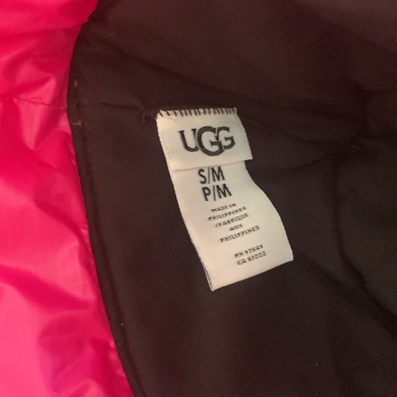 NWT UGG Quilted Logo Bucket Hat - Size S/M - Picture 8 of 10